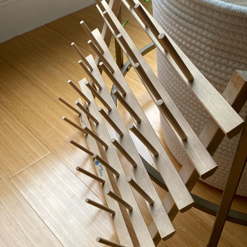 30 Spool Wooden Thread Rack / Thread Holder / Organizer - Picture 2 of 3